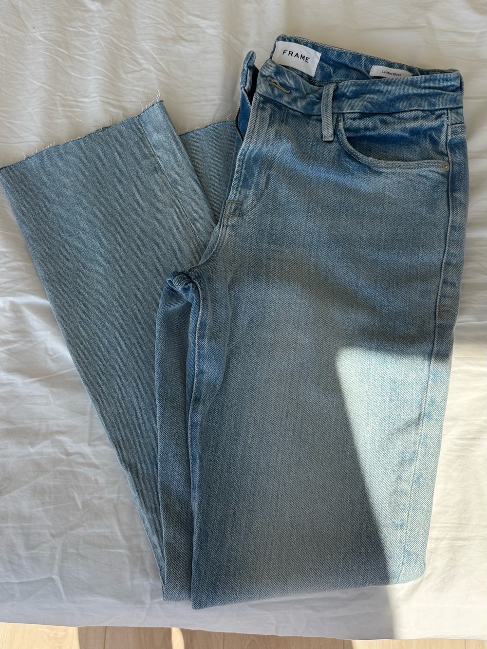 Frame Le Mini Boot jeans